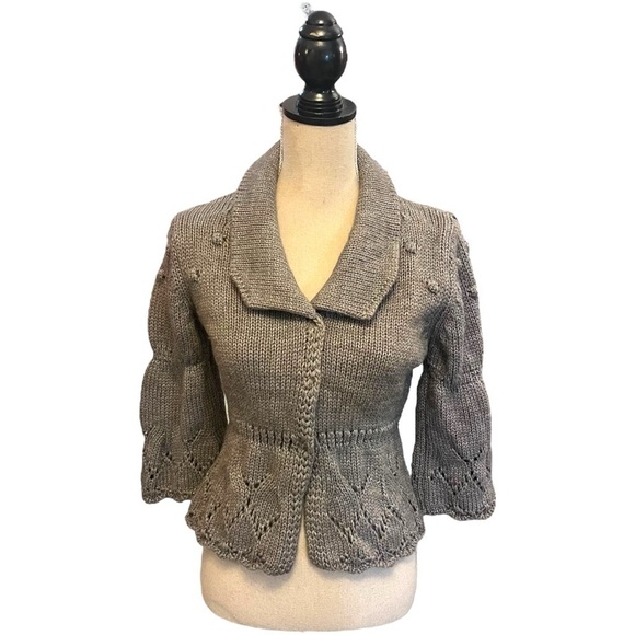 Bianco & Blu Sweaters - Bianco & Blue Wool Blend Tailored Lace and Bobble Chunky Cardigan in Grey
